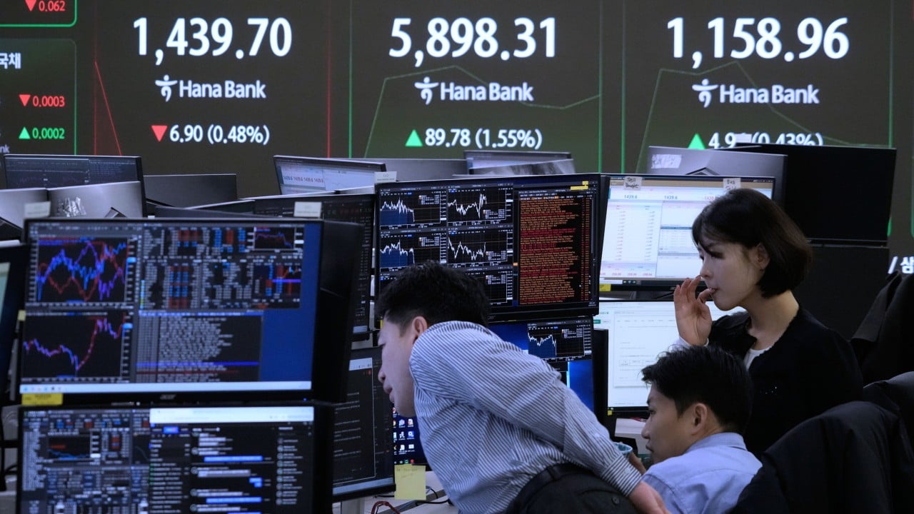 South Korean investors pour millions into MiniMax, other Chinese AI and chip stocks