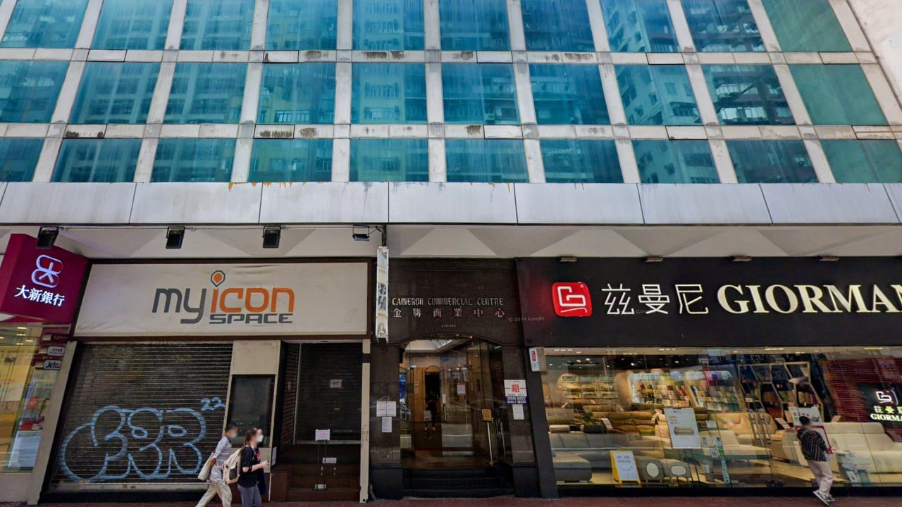 Hong Kong doctor, clinic operator held over illegal hair transplant procedures