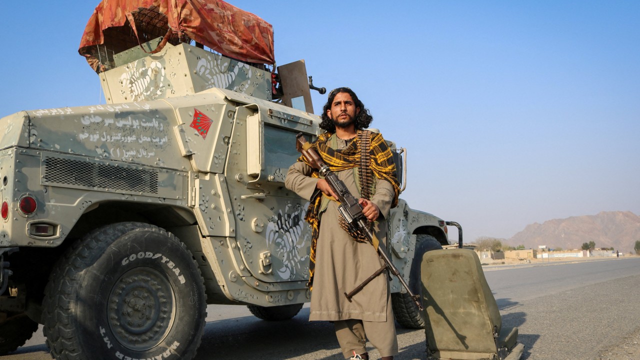 Pakistani, Afghan clashes widen as Arab states struggle to halt war