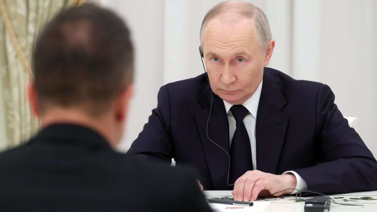 Russia may halt gas supplies to Europe amid Iran energy spike, Putin warns