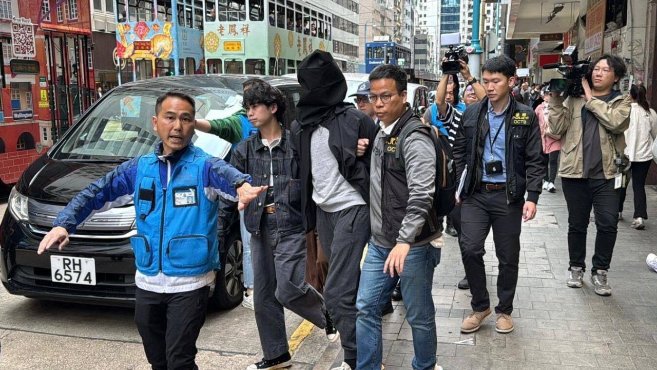 Hong Kong police arrest 3 linked to HK$10 million knifepoint robbery