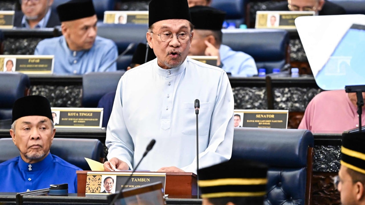 Malaysia’s government accused of using law to silence critics