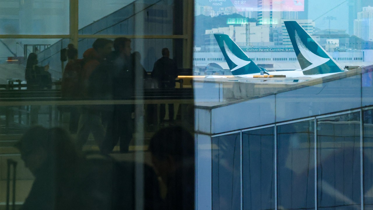 Cathay extends Hong Kong to Middle East flight suspension until end of April