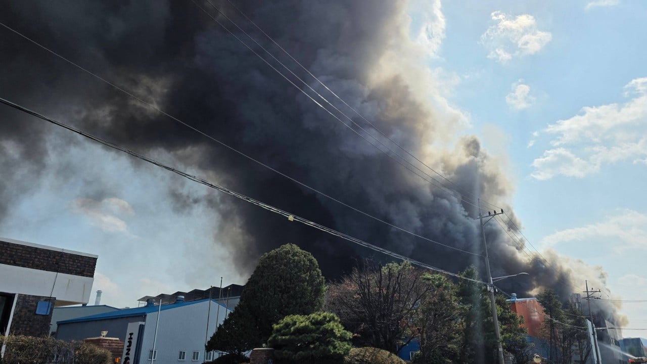 South Korean factory fire injures at least 55