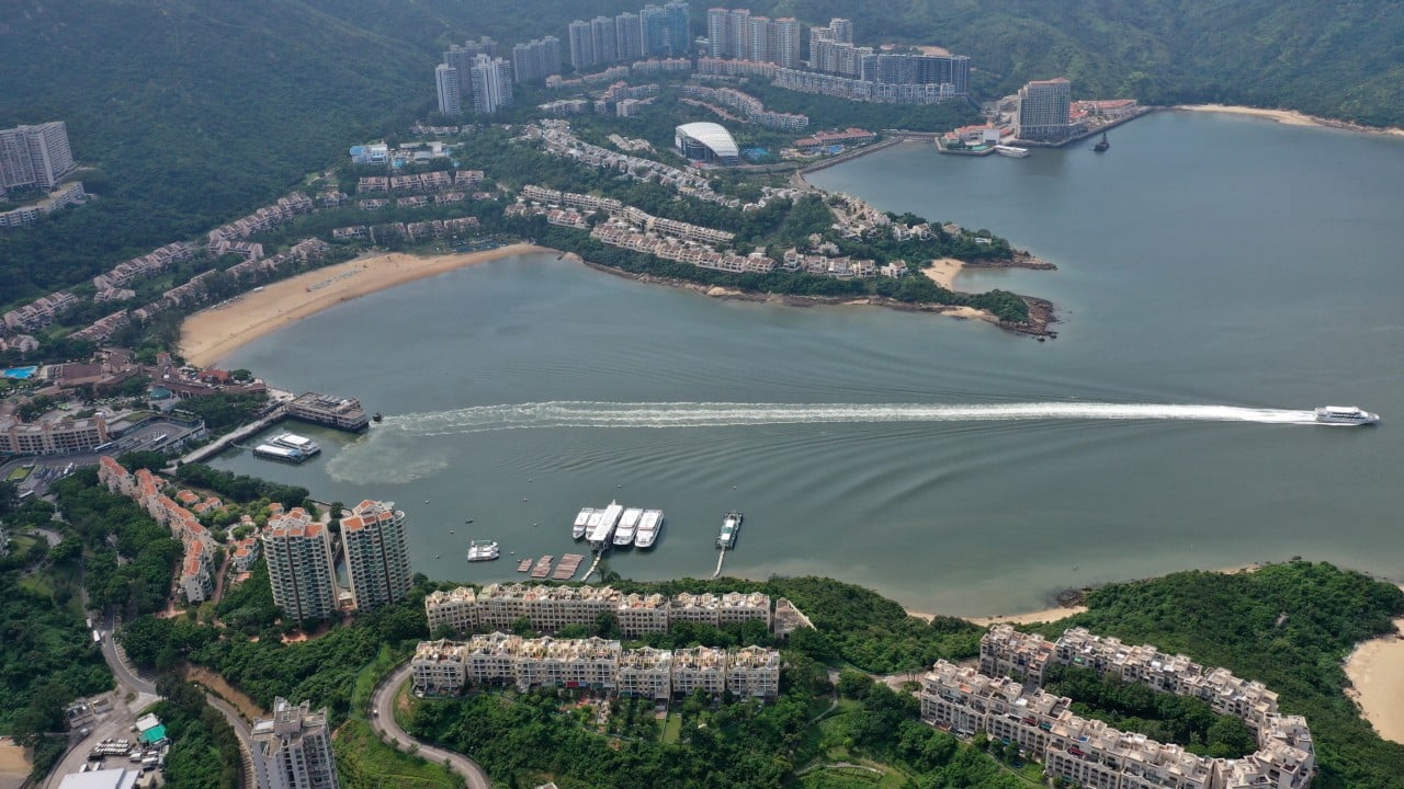 Plan for full taxi access to Discovery Bay sparks anger among residents