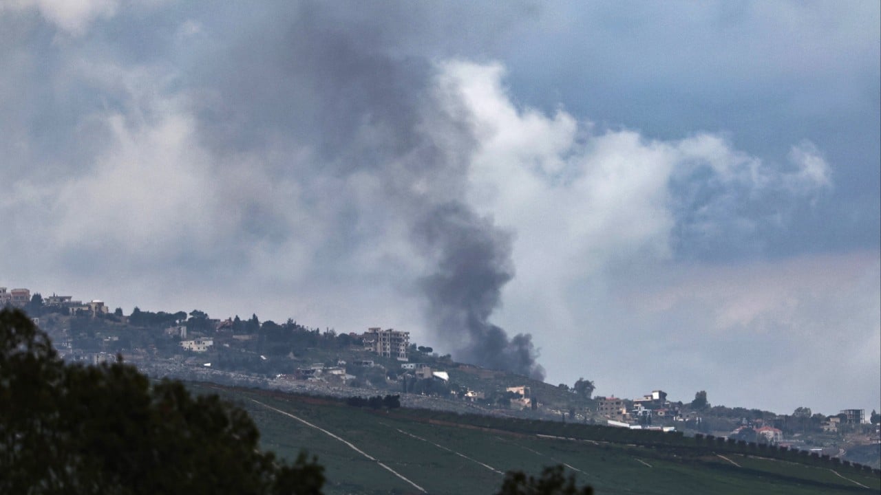 துருப்புக்கள் வீடுகளை இடித்தபோது ராக்கெட்டில் ஒரு இஸ்ரேலியர் கொல்லப்பட்டதாக ஹெஸ்புல்லா கூறுகிறது