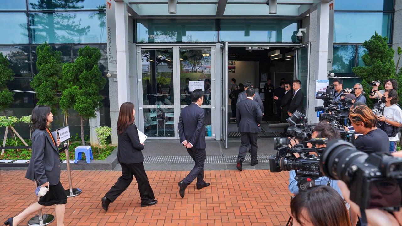 No alarm, no water as Tai Po blaze broke out, resident says