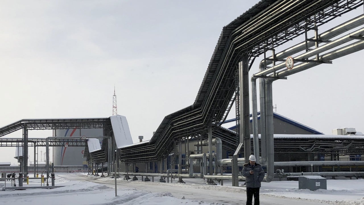 Ukraine strikes Russian Baltic port, hundreds of drones shot down