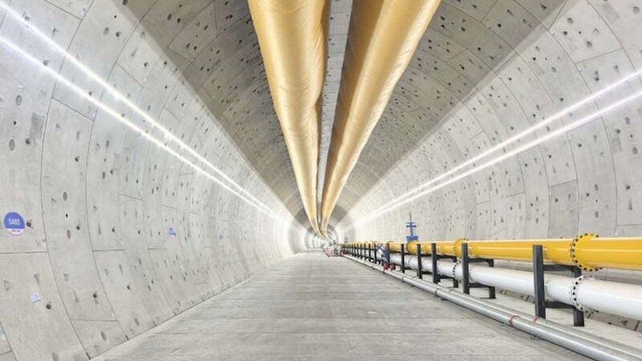 How China is building faster high-speed railways using vast underwater tunnels
