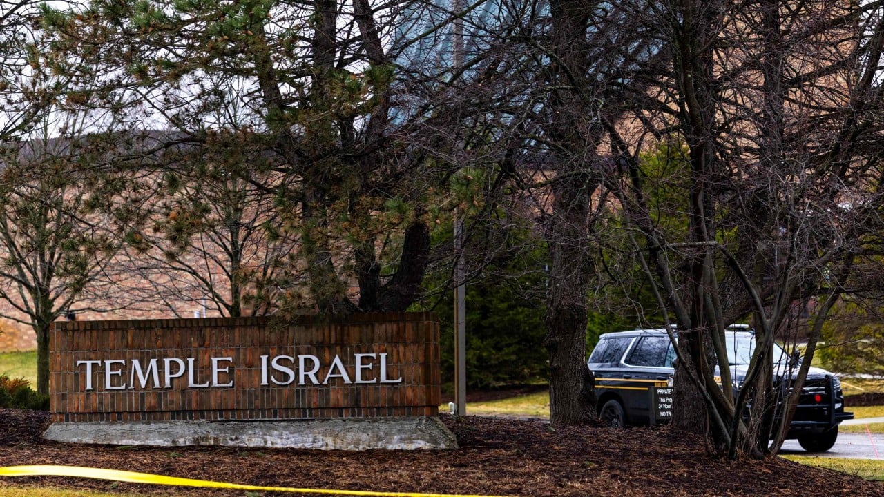 FBI says man who crashed his truck into Michigan synagogue was inspired by Hezbollah