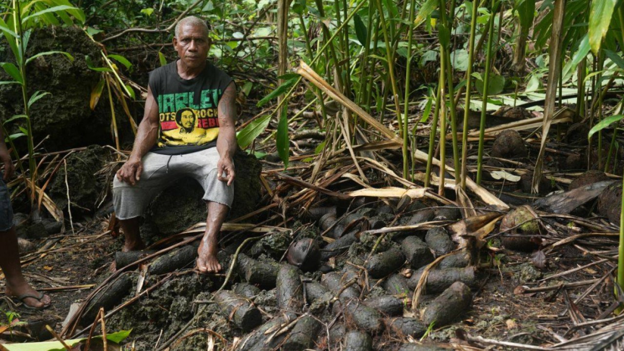 Solomon Islands residents live in fear of WWII bomb explosions