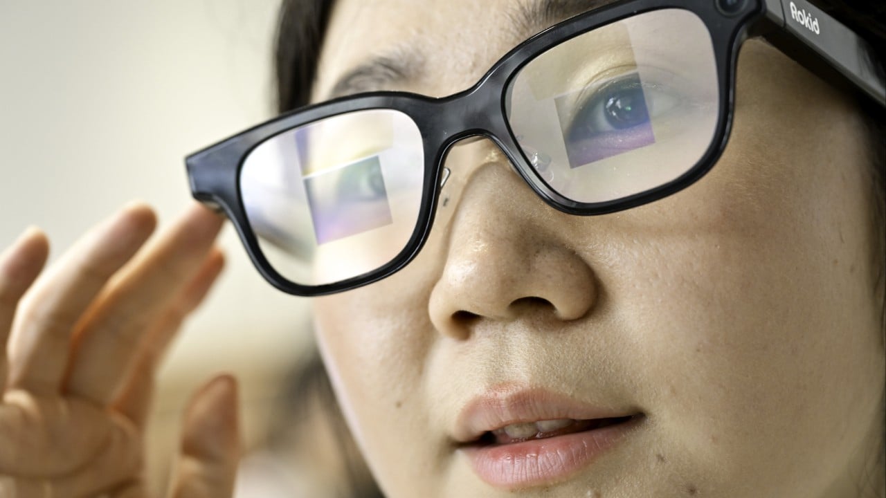 Rokid Plans HK IPO Amid AI Glasses Boom