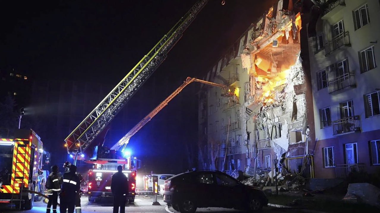 3 ölü, 15 yaralı: Rusya, Ukrayna'nın Odesa liman kentine büyük bir drone saldırısı düzenledi