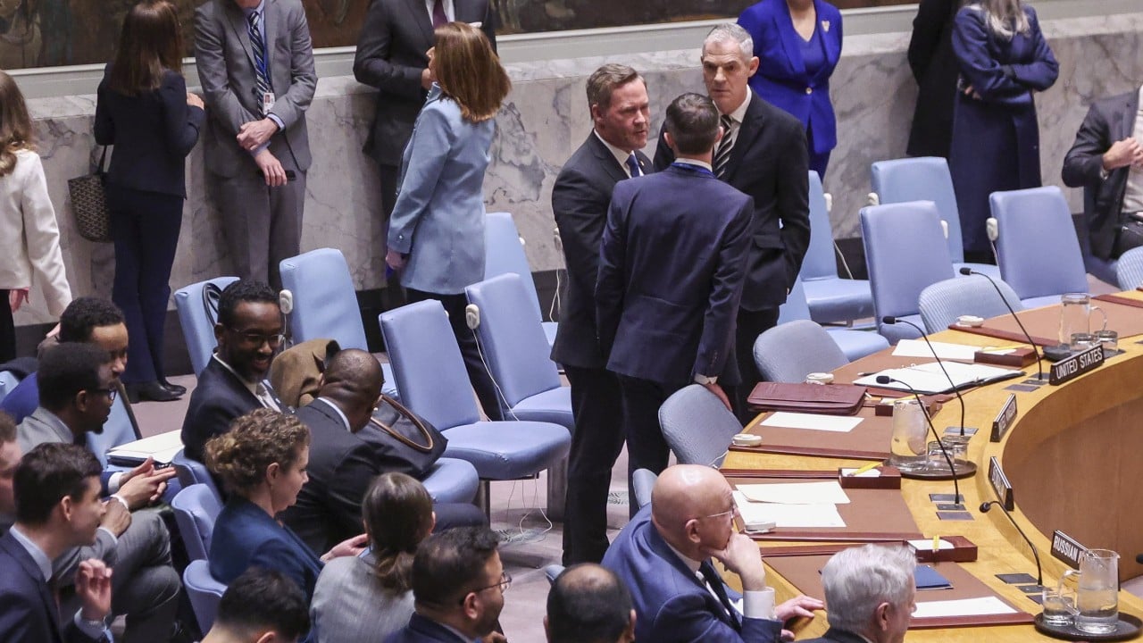 Iran war: Russia and China veto UN resolution to reopen Strait of Hormuz