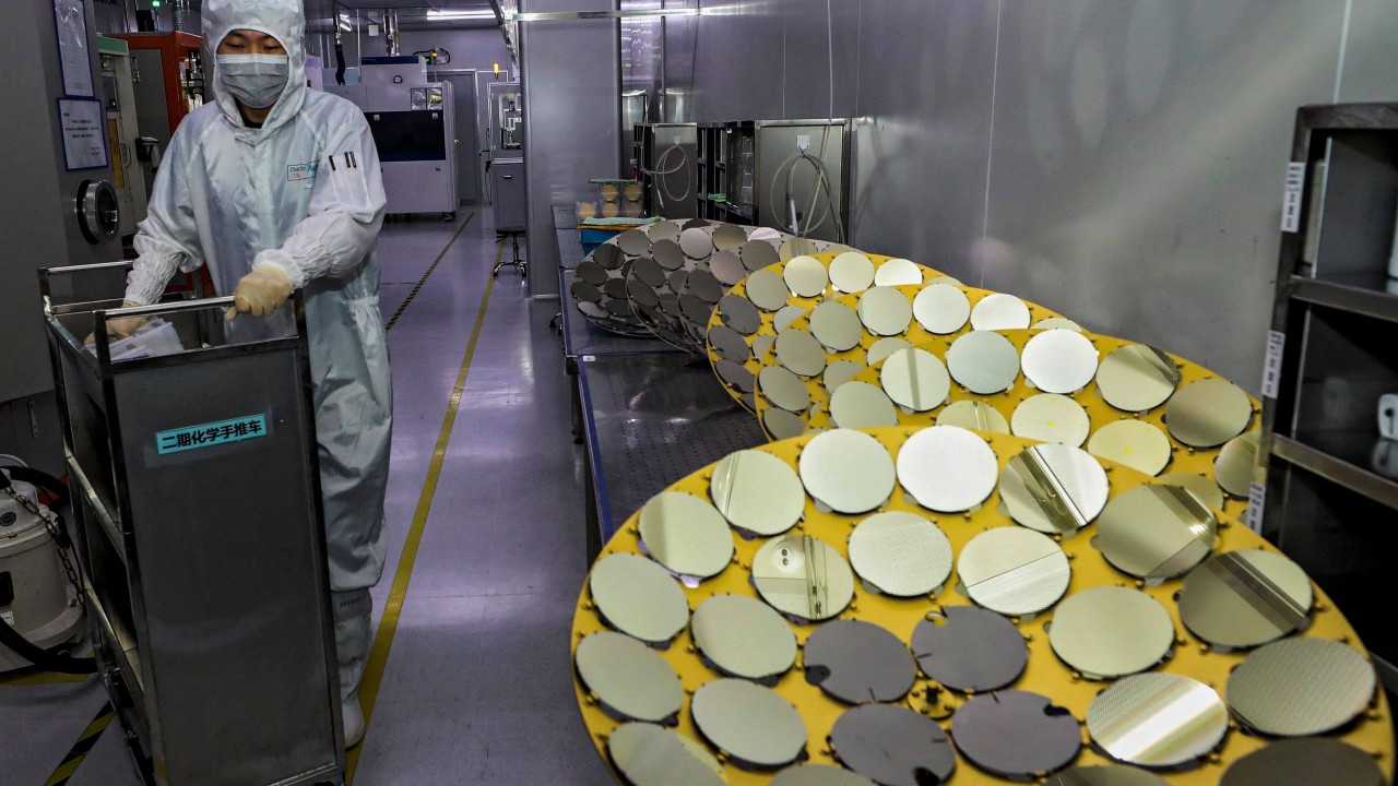 US Bill Aligns Allies on China Chip Curbs