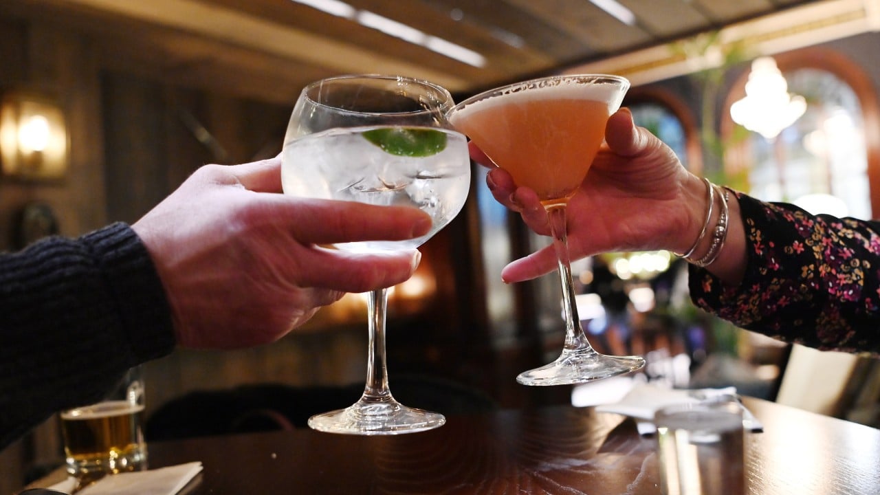 3 milyon dolarlık Faberge yumurtası soygunu Londra pubında hırsız için hapiste sona erdi