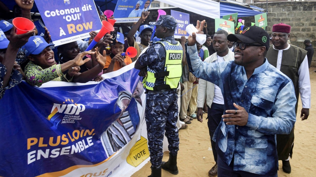 Benin seçimleri, El Kaide saldırıları ve yoksulluk arasında sürekliliği destekliyor