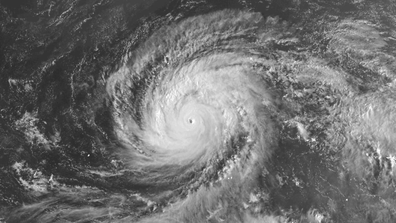 In Pacific Ocean, Super Typhoon Sinlakua bears down on group of remote US islands