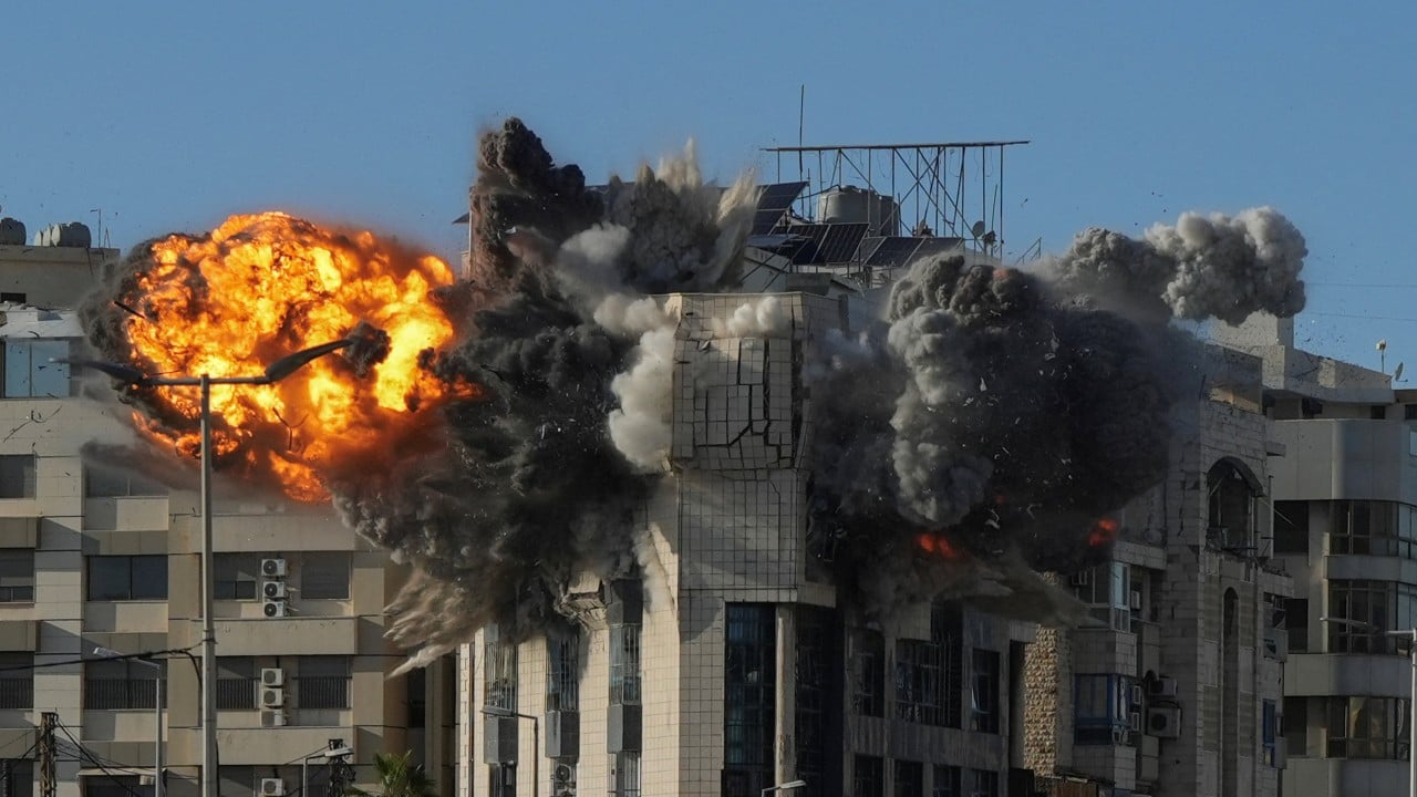 Israeli security cabinet to discuss possible Lebanon ceasefire: senior official