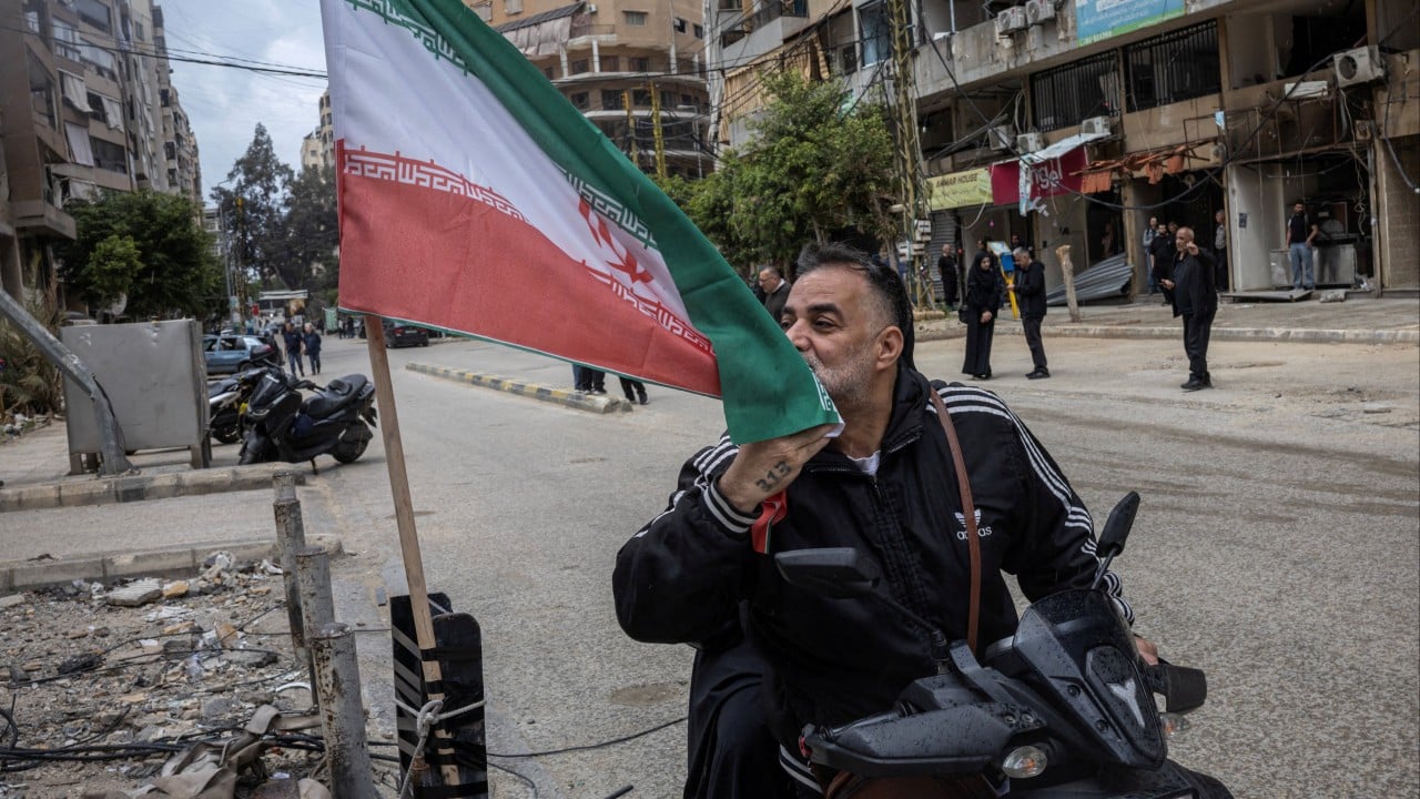 Defying Hezbollah, Lebanon’s president seeks end to hostilities with Israel talks