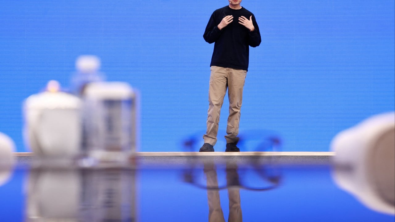 Moonshot AI, amiral modelini açık kaynaklı olarak yayımladı.