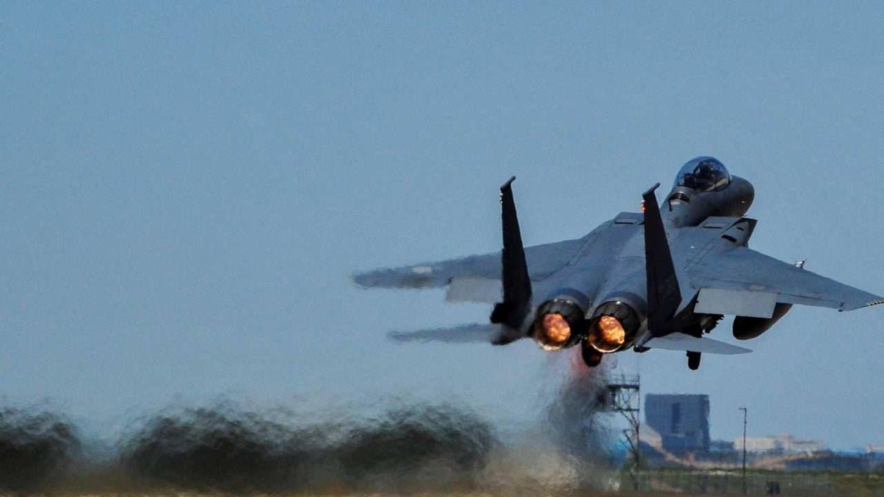 South Korea’s air force apologises after audit blames 2021 jet collision on mid-air selfies