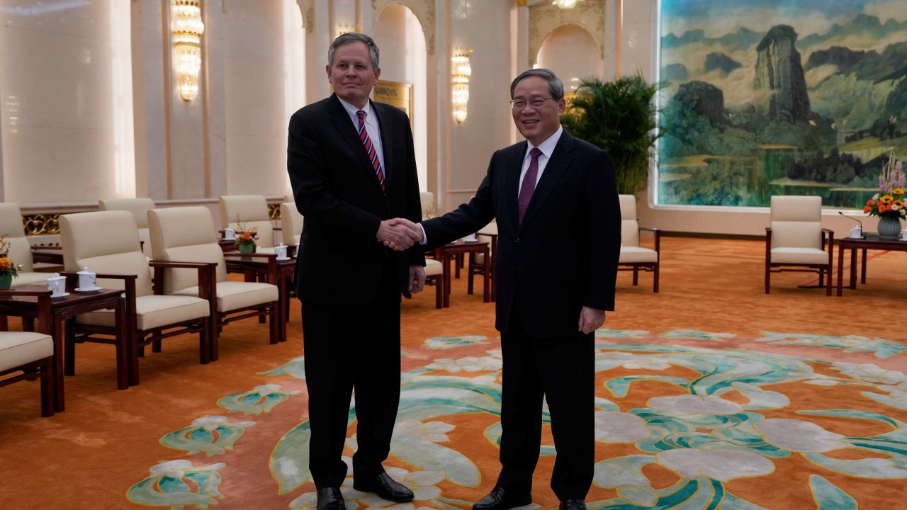 Trump ally to visit China as US turns up pressure before May summit