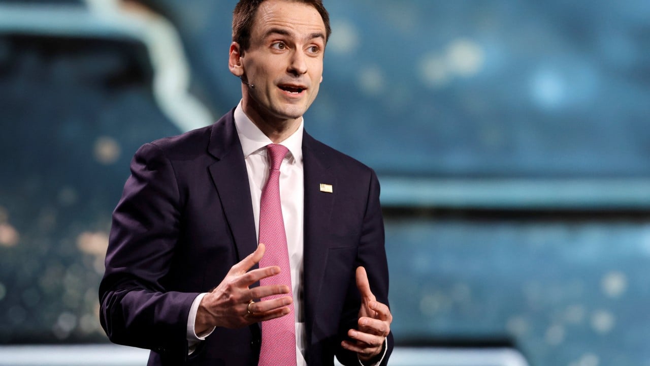 ABD'nin baskı tehdidi, Çin'in 'damıtma' yapay zeka taklitlerini sarsabilir.