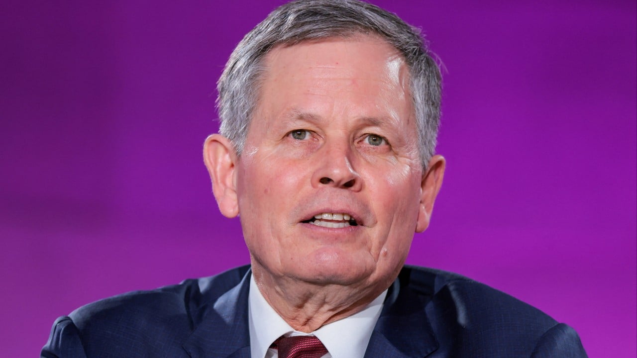 Trump ally visits China, DeepSeek releases V4, EV earnings