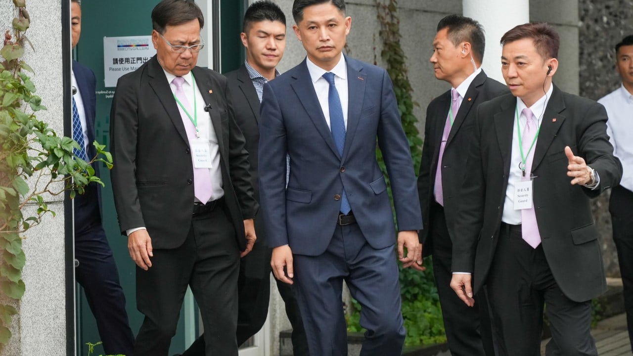 Departments must communicate better, fire chief tells Tai Po blaze hearing