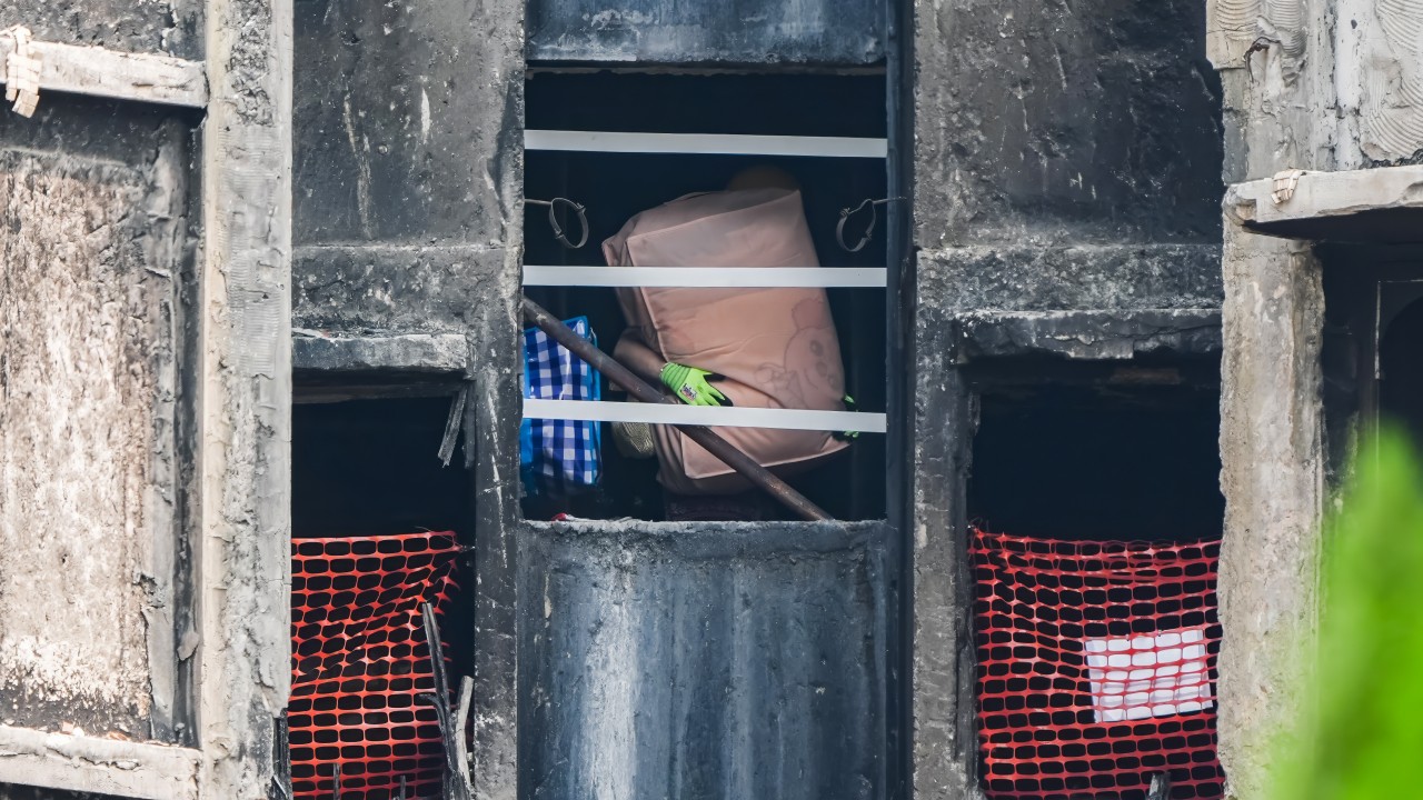 Wang Fuk Court residents make long climb to retrieve family treasures, bid farewell