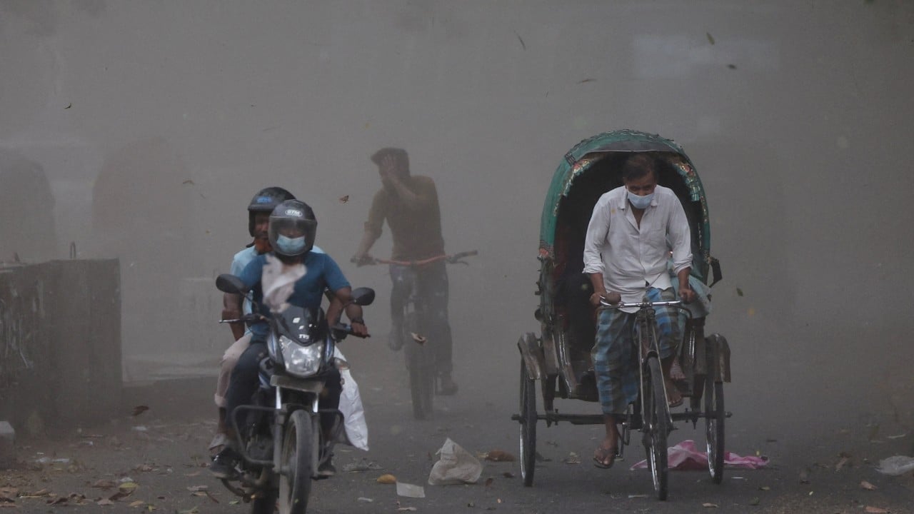 Lightning strikes kill 14 in a day as seasonal storms hit Bangladesh