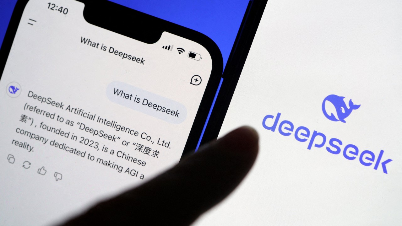 DeepSeek Chatbot Gains Vision