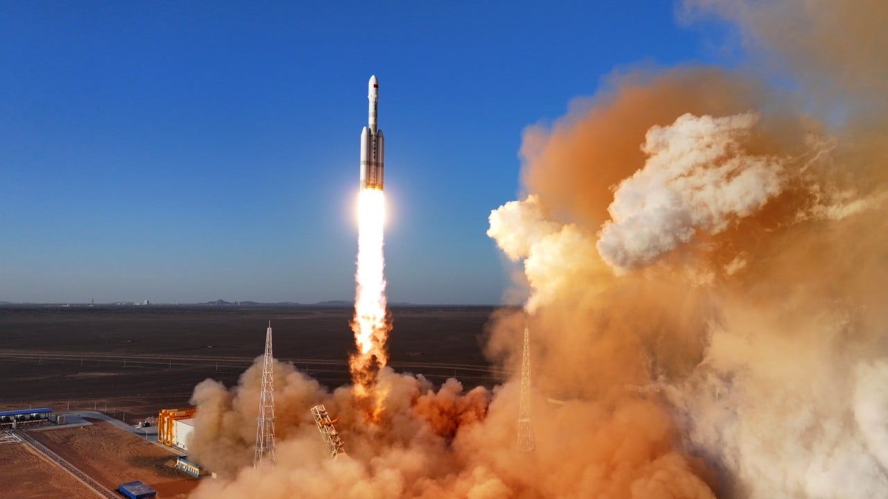 US lawmakers warn China is top space rival as race to the moon intensifies
