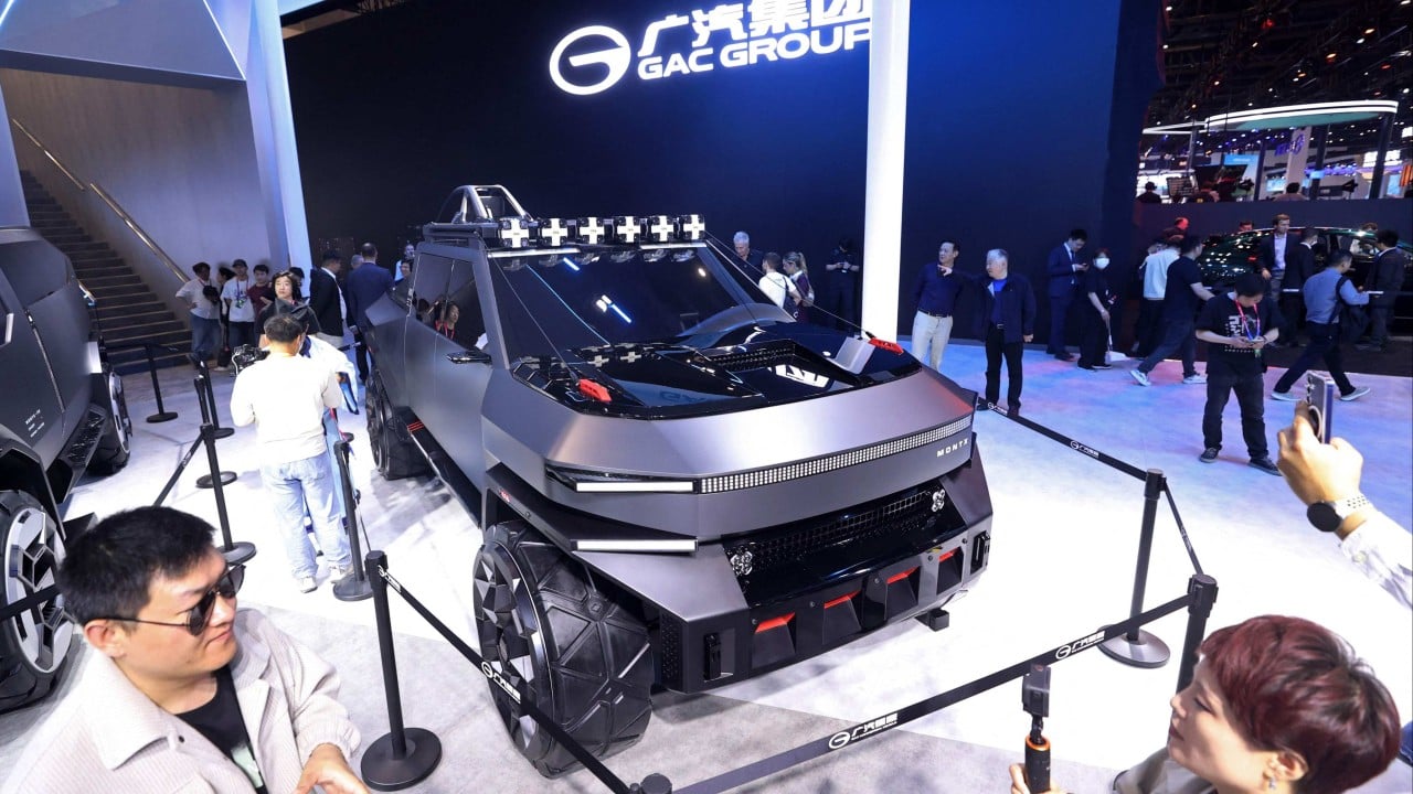 Lights, camera, traction: film-projecting headlights steer China’s EV feature fight