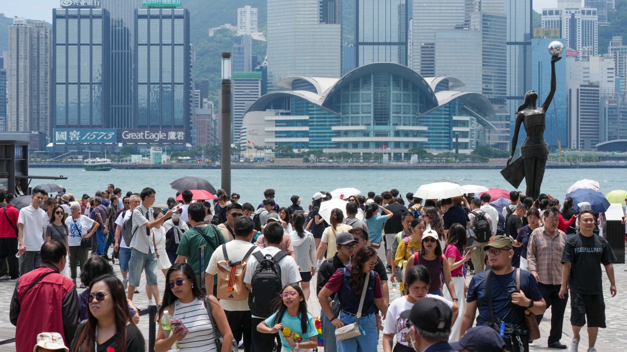 Hong Kong records 13% rise in mainland Chinese visitors on day 1 of ‘golden week’