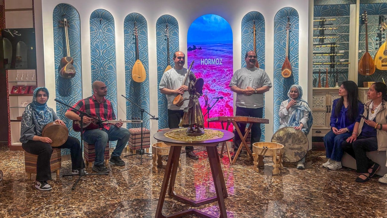 How two Iranian brothers in China use ancient music as a bridge through wartime