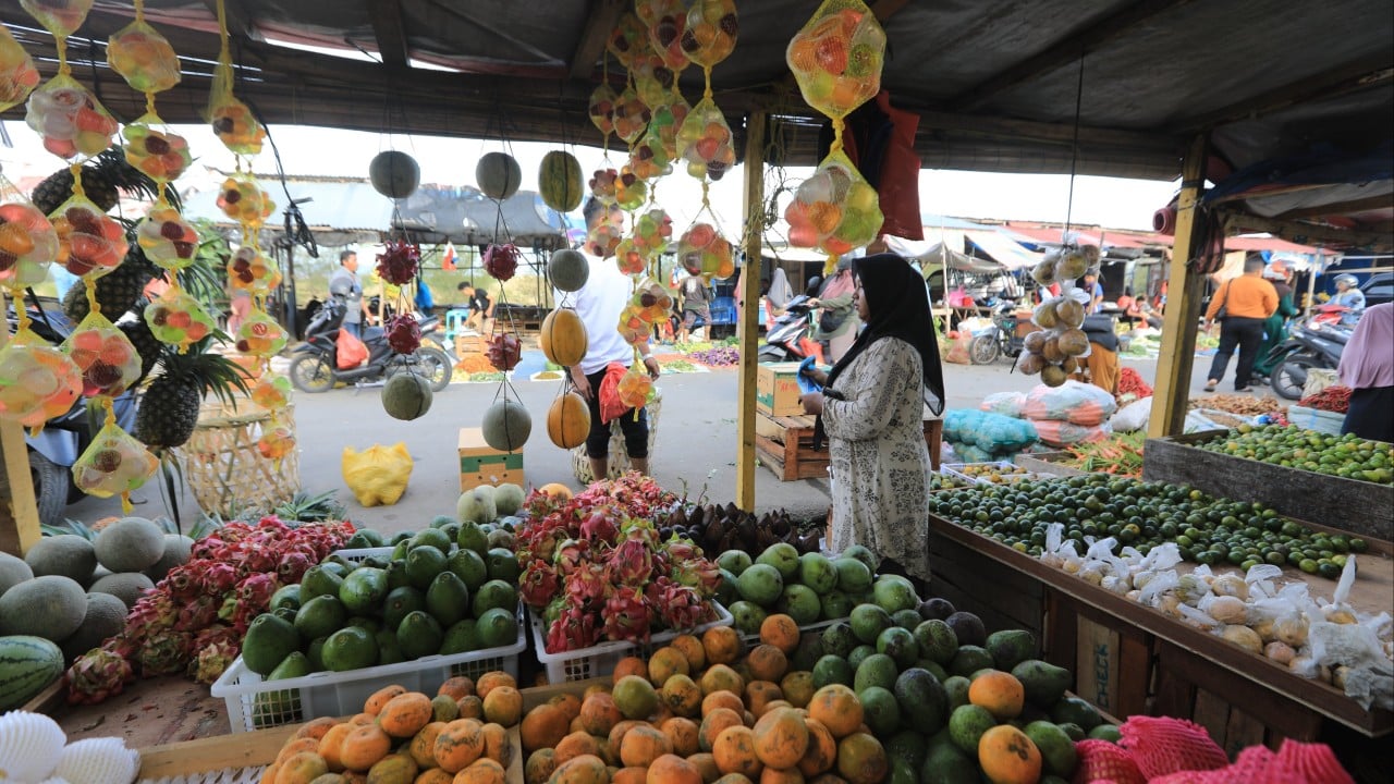 Indonesia posts fastest first-quarter growth in 3 years, but headwinds loom