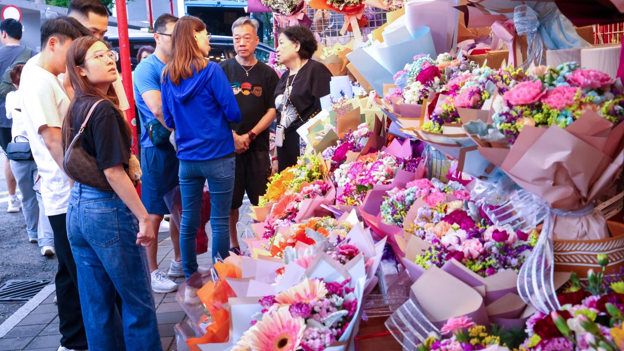 Budding Mother’s Day competition as Hong Kong florists prune prices
