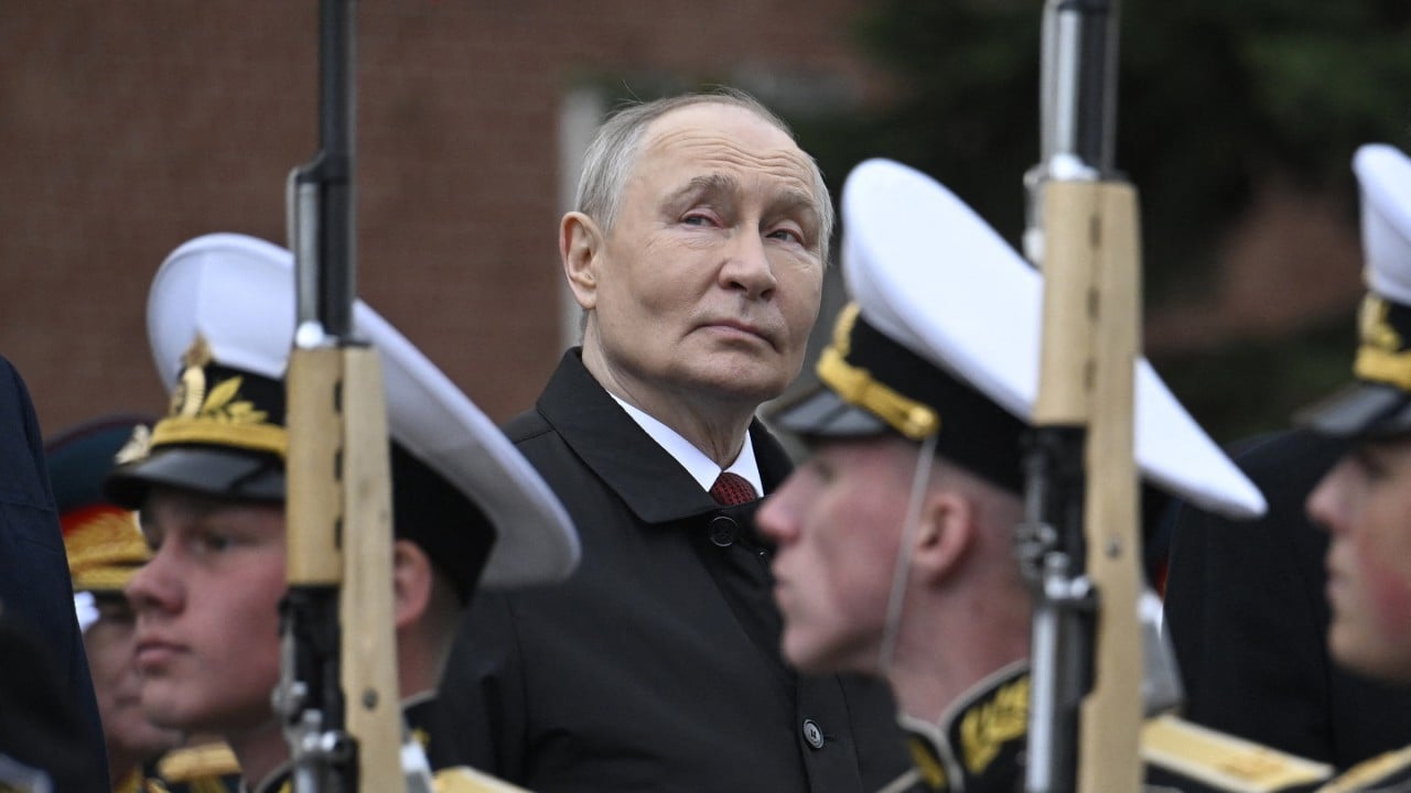 Ukraine and Russia accuse each other of breaking US-brokered ceasefire