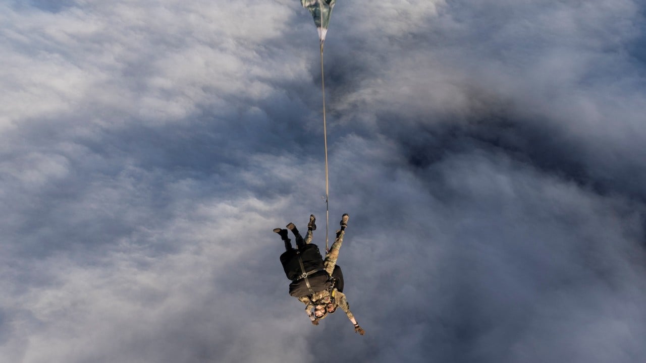 Paratroopers jump onto Britain’s most remote inhabited island for hantavirus mission