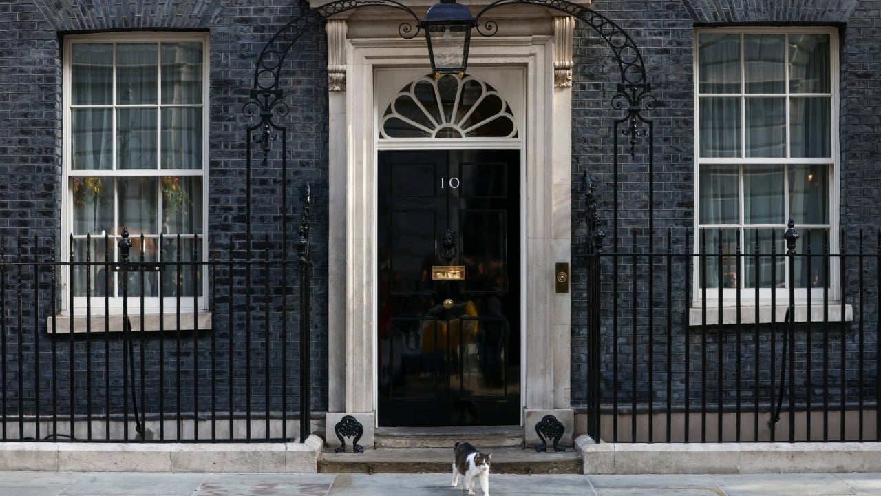 Starmer is fighting to stay in power. Here’s what could happen