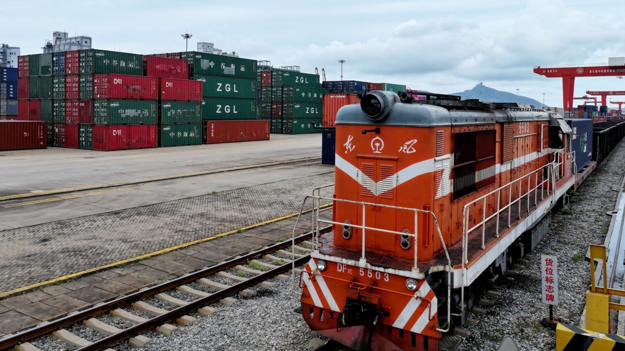 How Chinese traders in Iran are keeping business afloat as war capsizes naval shipping