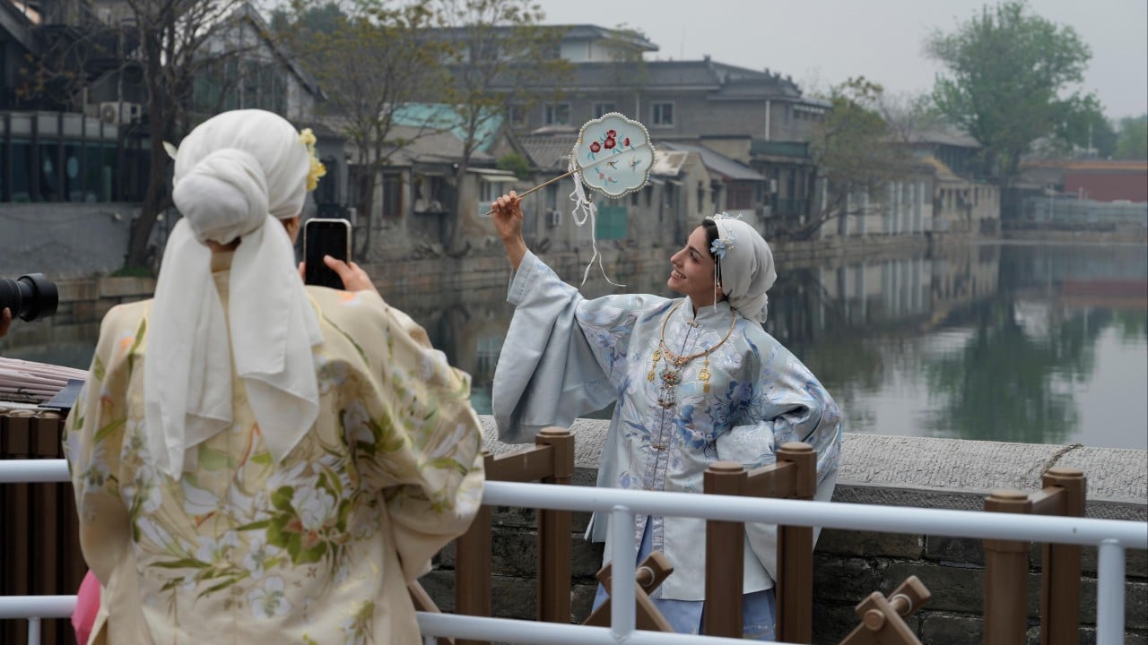 How to deal with this ‘very Chinese time’ in Western lives