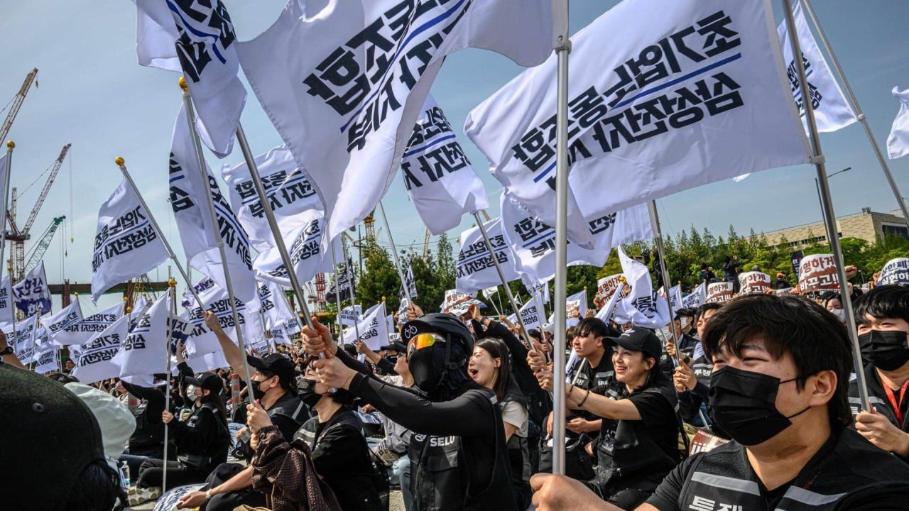 Sindicato da Samsung ameaça greve de 18 dias por lucros de chips
