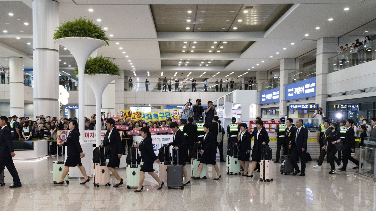 North Korean footballers visit South Korea for first time in 8 years