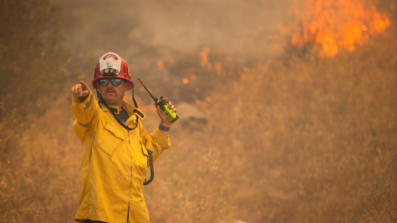 Thousands ordered to evacuate as Southern California wildfire threatens homes