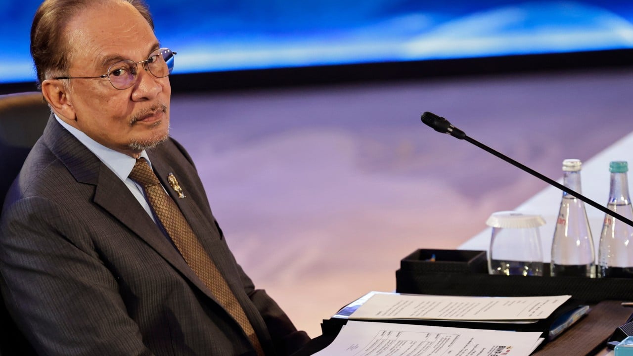 Malaysia’s ruling coalition committed to staying united until ‘end of its term’: minister
