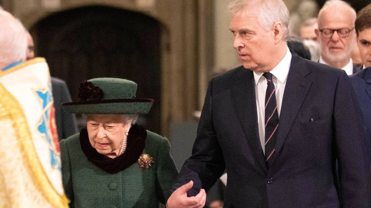 Queen pushed for ex-prince Andrew’s appointment as trade envoy, documents show