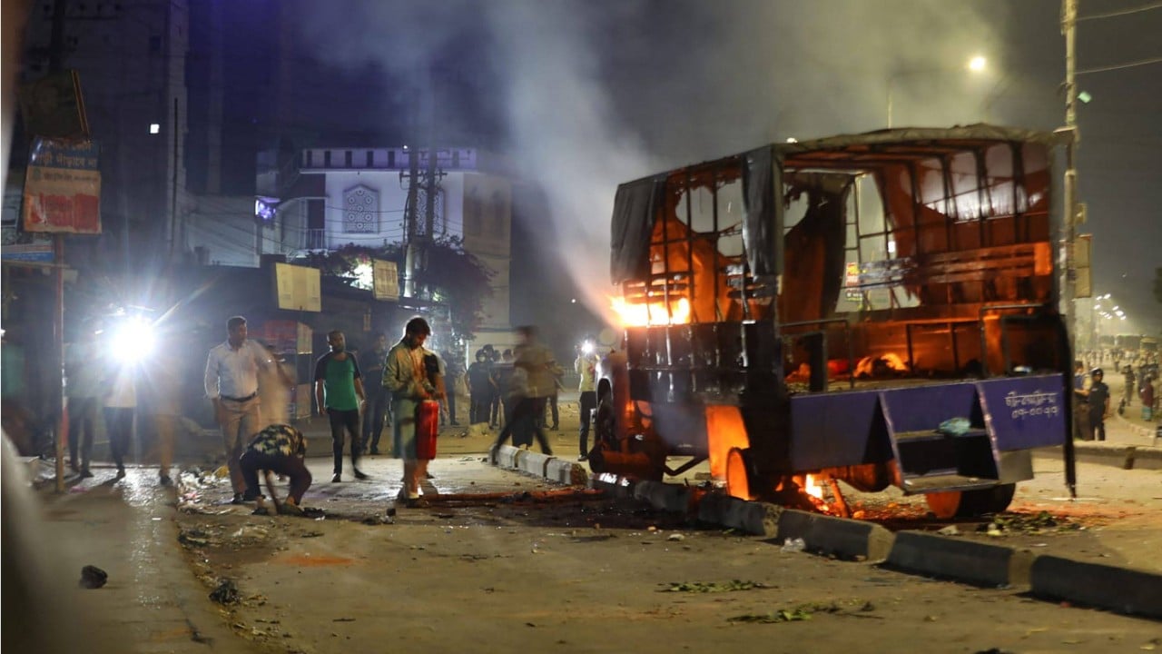 Bangladesh protestors clash with police over alleged child rape